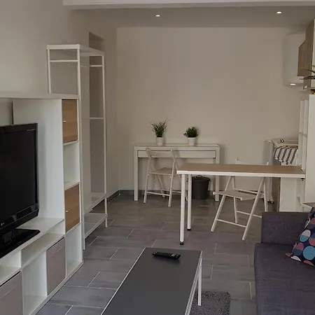 Studio Au Calme - Proche Beffroi Revel